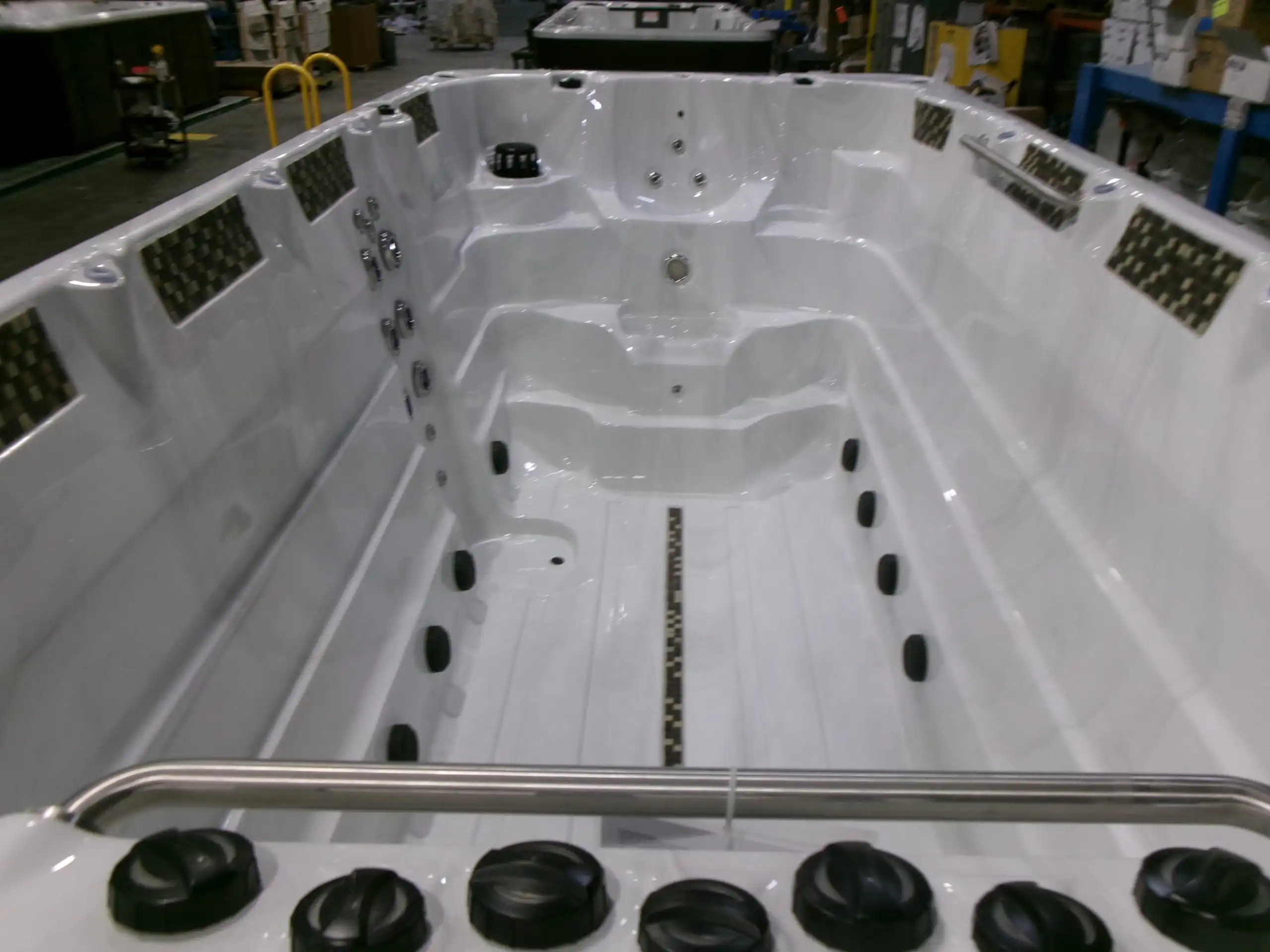 Catalina16 ft. C-830 Swim Spa
