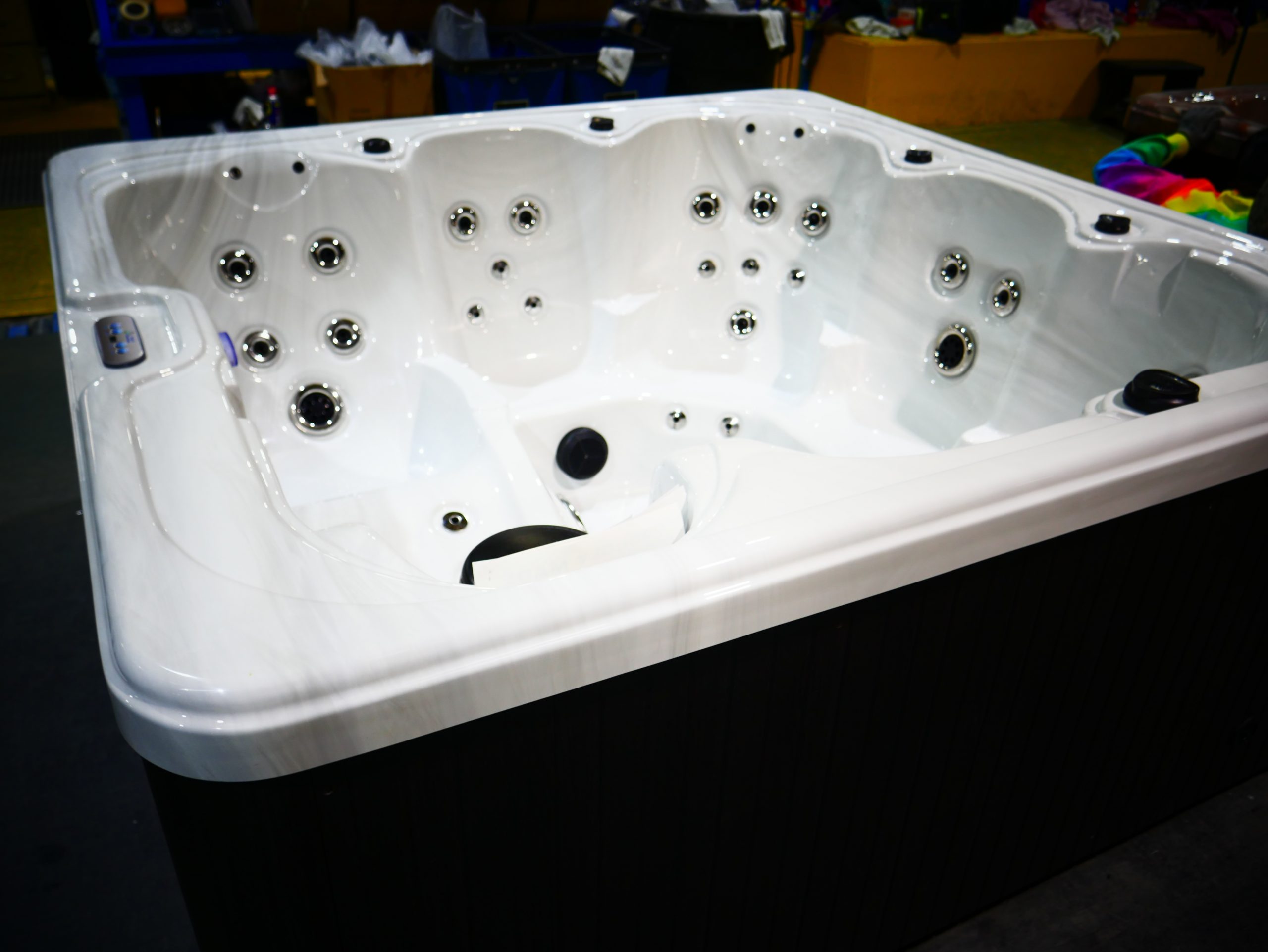 Home and Garden HG71 Spa - Image 3