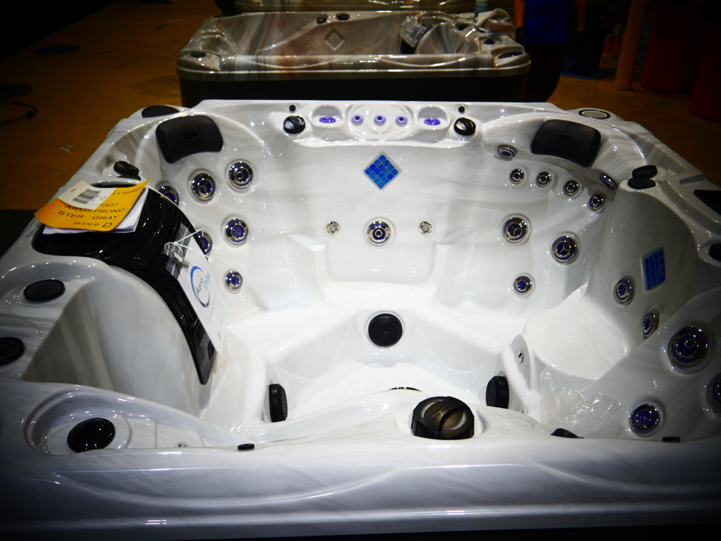Catalina Luxury Armstrong - Image 3